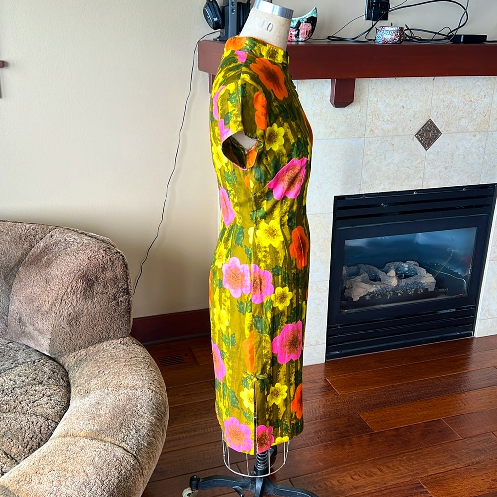 60s Sun Fashions of Hawaii wiggle dress - Picture 7 of 13